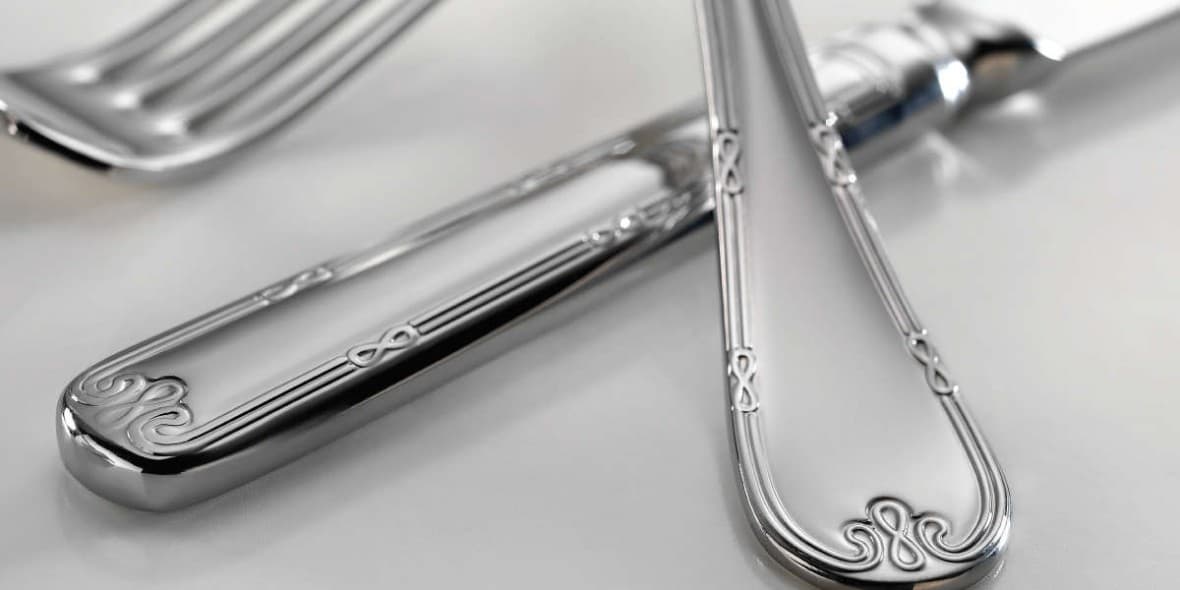 Столовые приборы