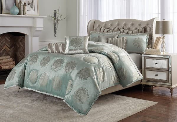 "Regent", Декоративное покрывало и подушки (Queen)